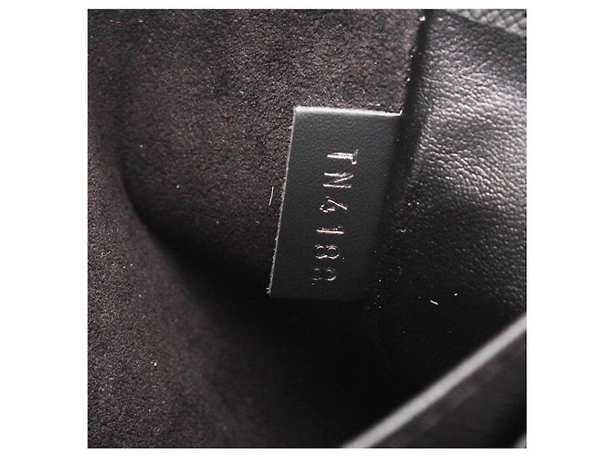 Louis Vuitton Epi Day Pouch PM M62646 Nero - vista 7