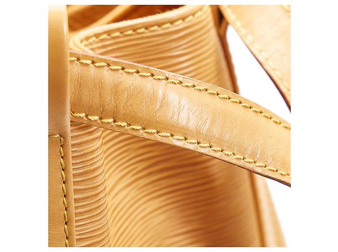 Louis Vuitton Épi Randonnée GM Beige - vue 5