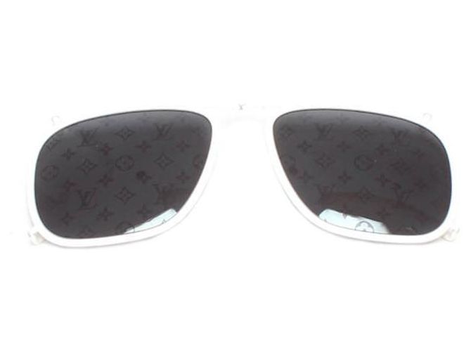 Louis Vuitton Occhiali da sole a clip con monogramma ZO1003 Bianco - vista 2