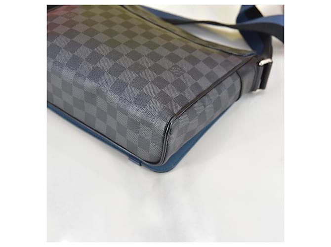 Louis Vuitton Damier Graphite District PM Nero - vista 9