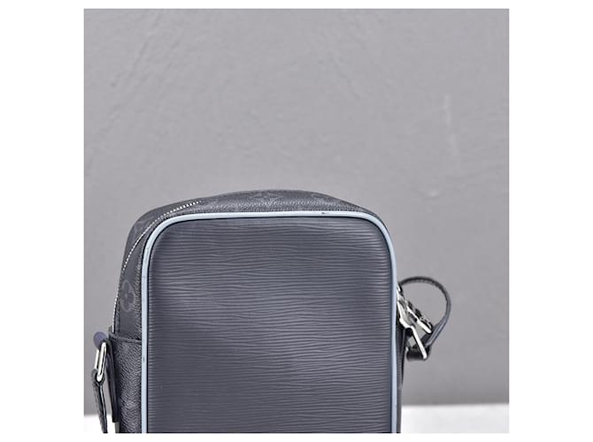 Louis Vuitton Épi Monogramme Danube PM Bleu - vue 6