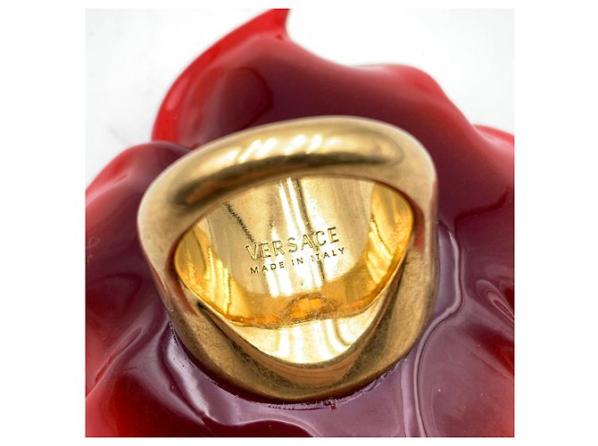 Versace Taille de bague en résine rose fleur florale oversizee rouge 15 - vue 6