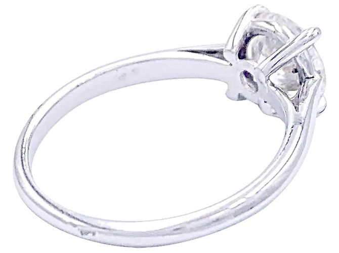 inconnue Weißgold-Solitärring, Diamant 1,36 Karat. - Ansicht 3