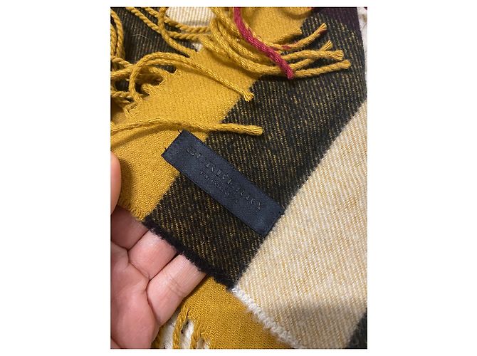 Sciarpa Burberry extra lunga in cashmere con frange a mezzo mega check 310X22cm Giallo - vista 3