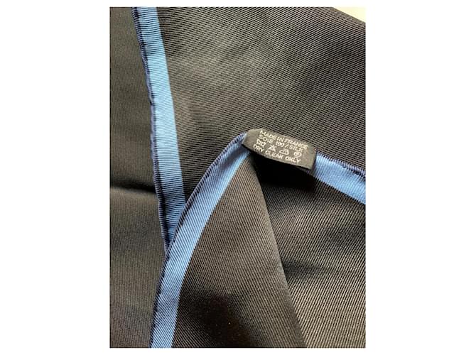 Hermès Losange aus schwarzer Seide - Ansicht 4