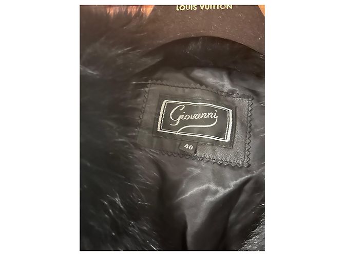 Autre Marque Schwarze Lammlederjacke mit Fuchsfellkragen - Ansicht 3