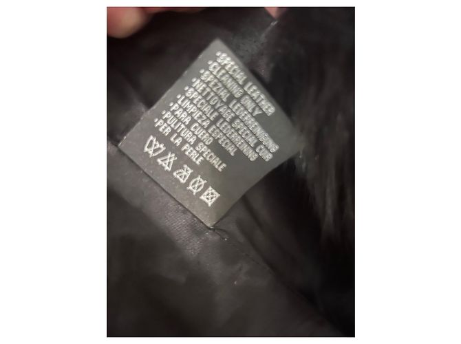 Autre Marque Schwarze Lammlederjacke mit Fuchsfellkragen - Ansicht 4