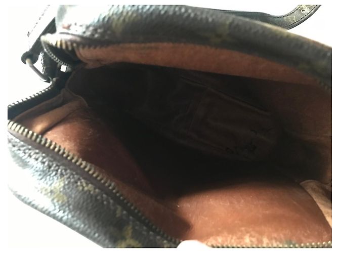 Louis Vuitton Saddlebag Marrone in Tela - vista 7
