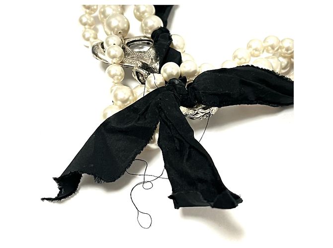 Colares LANVIN - vista 3