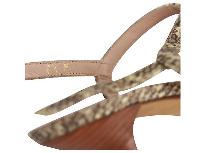 Stuart Weitzman Sandali Tacco Alto Stampa Serpente in Pelle Multicolor - vista 7