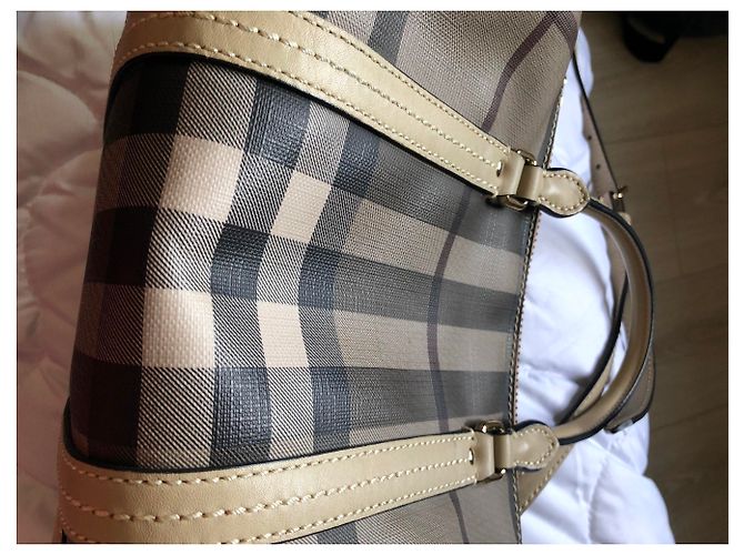 Borsa Burberry Bowling Beige in Acrilico - vista 5