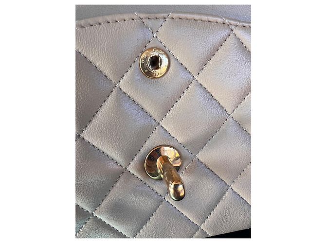 Timeless Chanel mittel gefütterte Klappe Beige - Ansicht 12