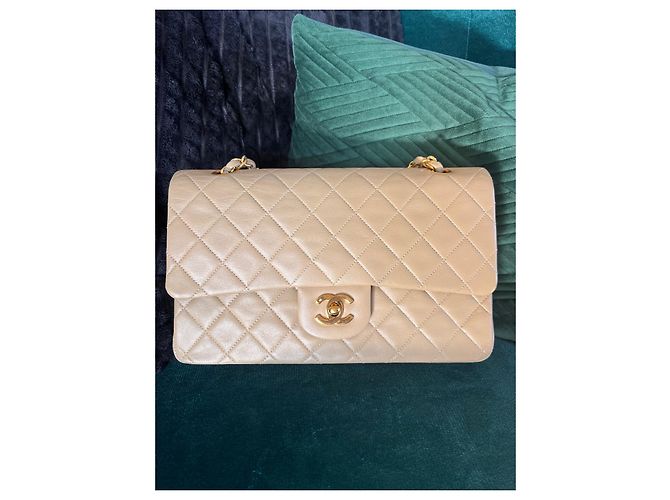 Timeless Chanel mittel gefütterte Klappe Beige - Ansicht 3