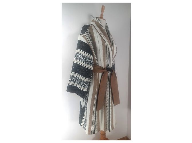 Twin Set Abrigos, Ropa de calle - vista 3