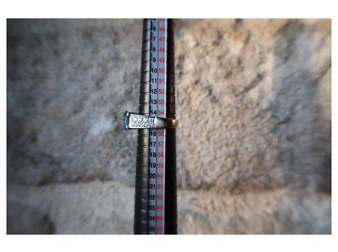 Autre Marque Ring aus Weißgold mit ovalem blauem Saphir und Diamanten Größe 55 Silber - Ansicht 12