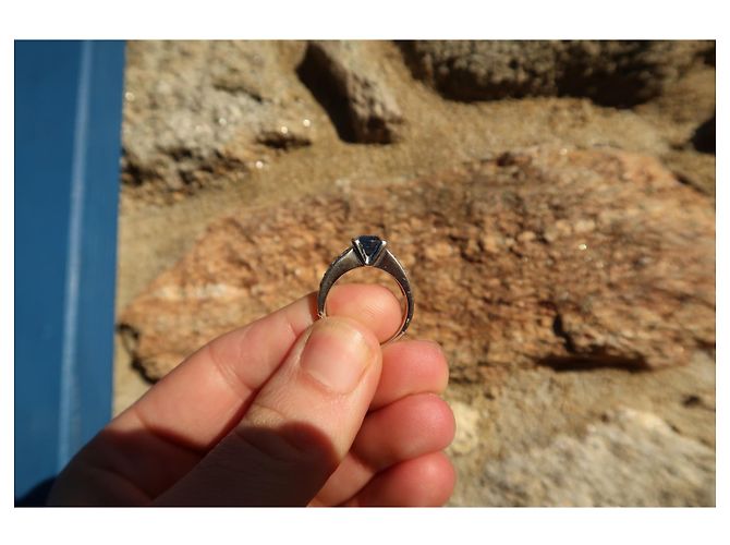 Autre Marque Ring aus Weißgold mit ovalem blauem Saphir und Diamanten Größe 55 Silber - Ansicht 8