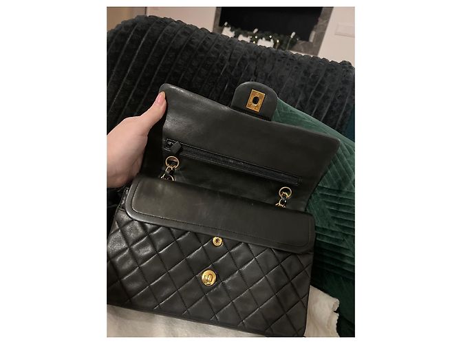 Timeless Chanel mittel gefütterte Klappe Schwarz - Ansicht 12