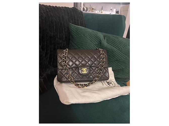 Timeless Chanel mittel gefütterte Klappe Schwarz - Ansicht 2