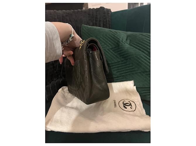 Timeless Chanel mittel gefütterte Klappe Schwarz - Ansicht 6