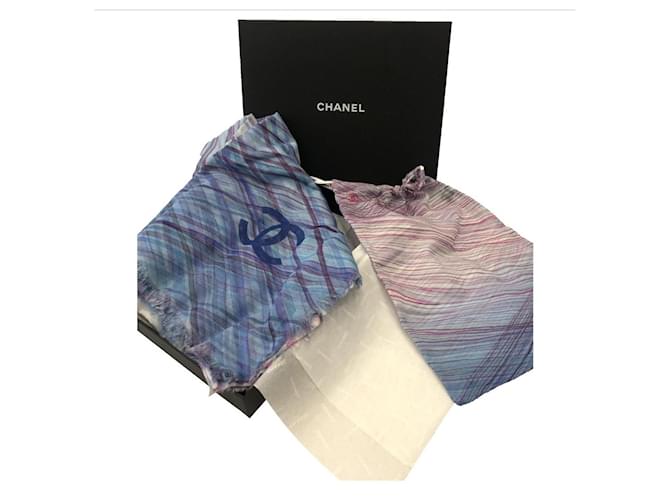 Sciarpa Pareo Chanel CC a Righe in Cotone e Cashmere Blu Multicolore Porpora Blu chiaro - vista 2