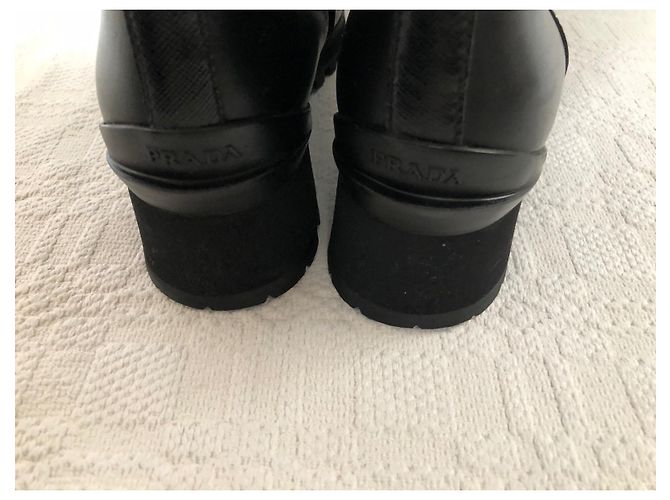 Stivali Biker Prada x Vibram in Nylon e Pelle Nero - vista 7