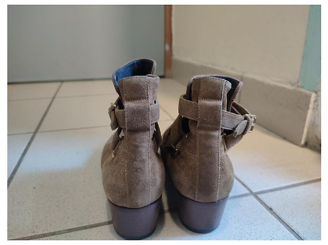 Saint Laurent Stiefel aus Hirschleder Caramel Karamell - Ansicht 2