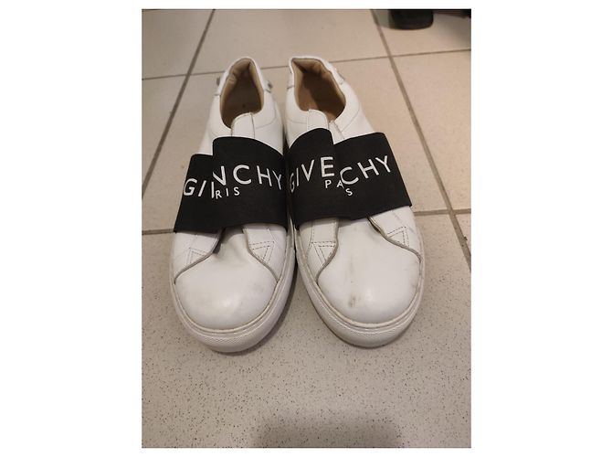 Sneakers Givenchy in pelle bianca 38 Bianco - vista 2