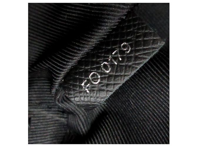 Louis Vuitton all'aperto Grigio - vista 6