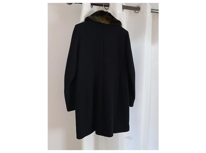 One step Black Virgin Wool Coat with Detachable Faux Fur Collar - view 4