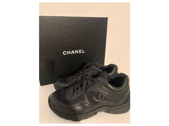 Chanel RARE BASKETS NOIRES CLASSIQUE TAILLE 40 - vue 6