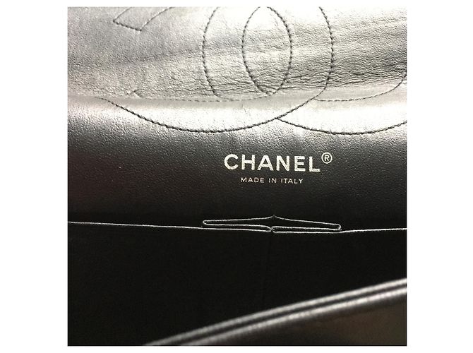Borsa a mano Chanel 2.55 Jumbo in pelle nera Nero - vista 4