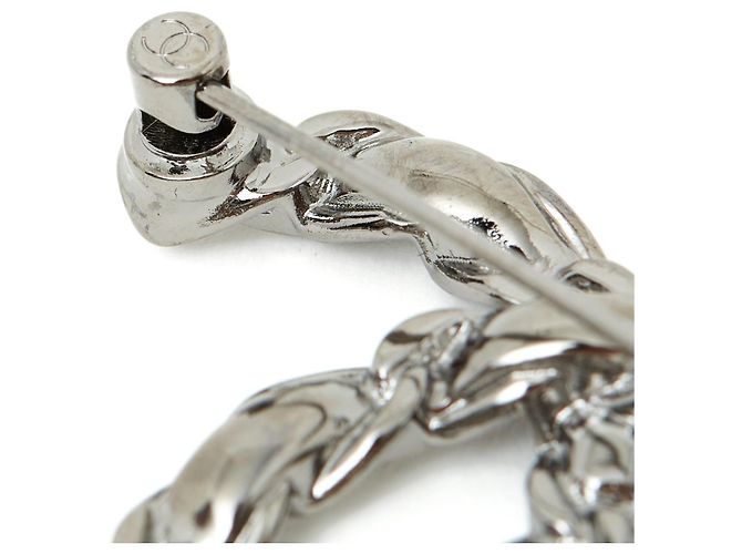 Broche Chanel CC Fita de Metal Prateado Prata - vista 4