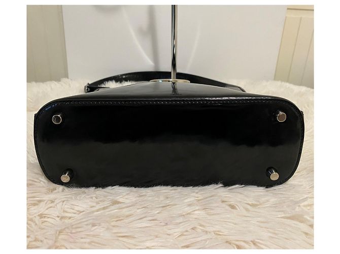 Borsa Cartier Panthère in vernice nera Nero - vista 3