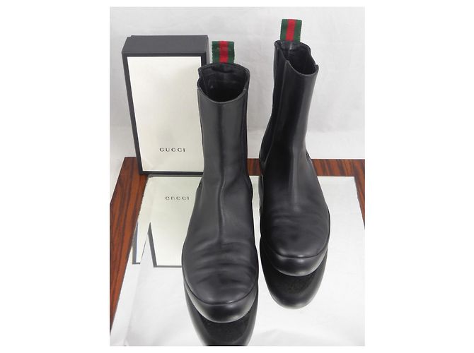 Gucci Black Leather Boots - view 2