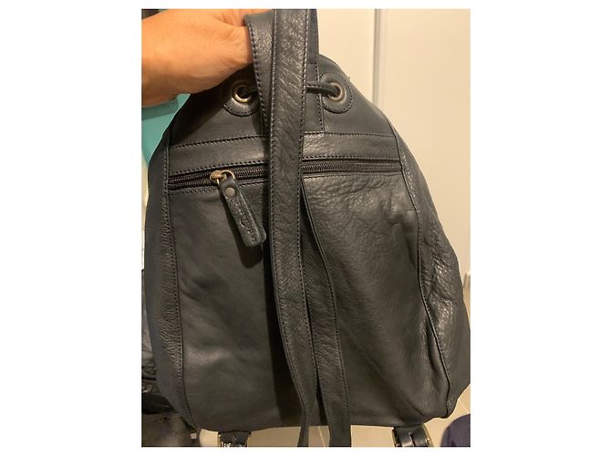 La Bagagerie Leather Backpack Navy Blue - view 4