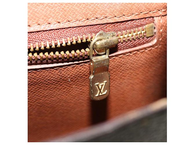 Saint-Cloud LOUIS VUITTON Monogram Saint Cloud GM Borsa a tracolla M51242 LV Auth em3467 Monogramma - vista 24