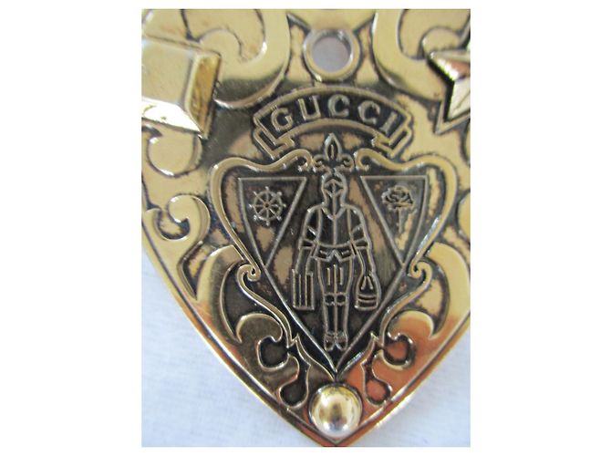 Gucci Ciondolo borsa/portachiavi. Cavaliere corazzato con stemma. D'oro - vista 3