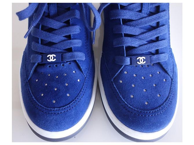 Sneakers Chanel in camoscio blu royal 39.5 - vista 9
