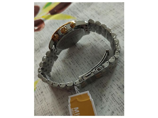 Orologio Michael Kors Lexington Cronografo Quadrante Argento D'oro - vista 9