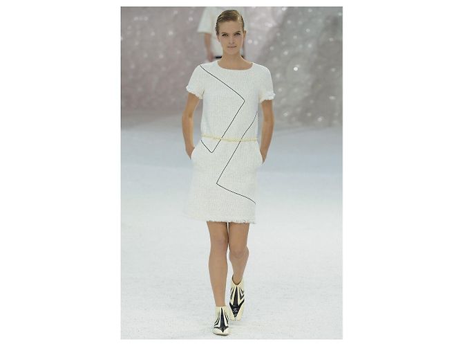 Vestido de mezcla de algodón blanco de Chanel - vista 2