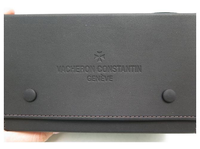 CAIXA DE RELÓGIO VACHERON CONSTANTIN COM CAIXA DE MADEIRA GRAVADA MARROM E CAIXA DE RELÓGIO - vista 4