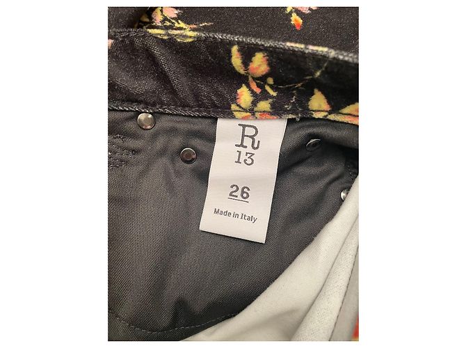 R13 Bootcut Jeans schwarzer Samt Blumenmuster - Ansicht 4