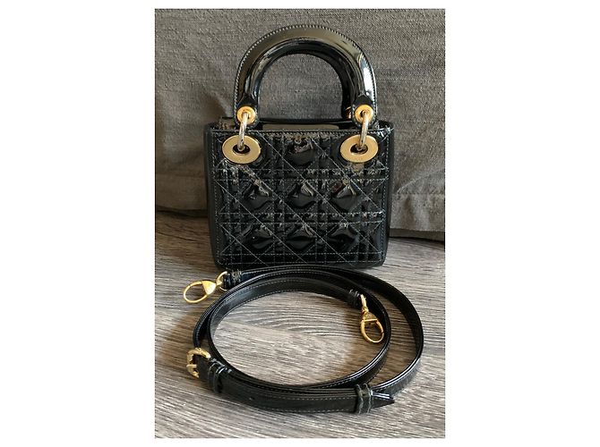 Dior Lady Dior Mini in pelle vernice nera Nero - vista 2