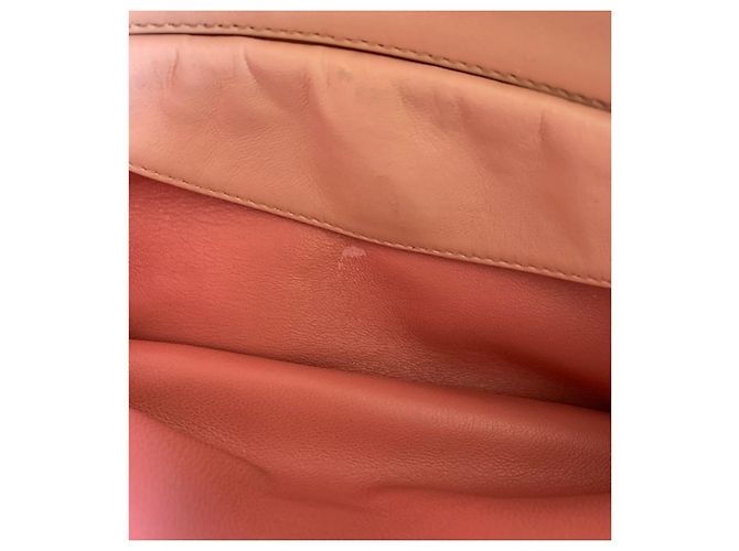 Borsa a tracolla Prada Nappa Gaufre in pelle rosa - vista 10