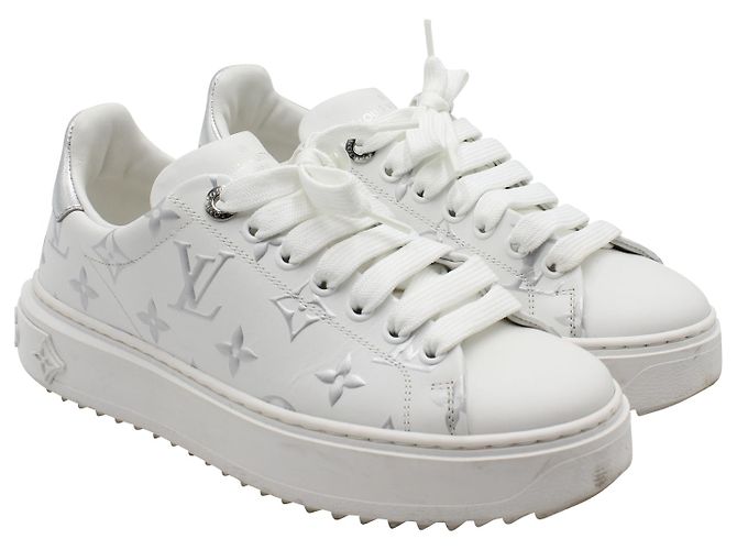 Sneakers Louis Vuitton Monogram Time Out in pelle bianca Bianco - vista 3