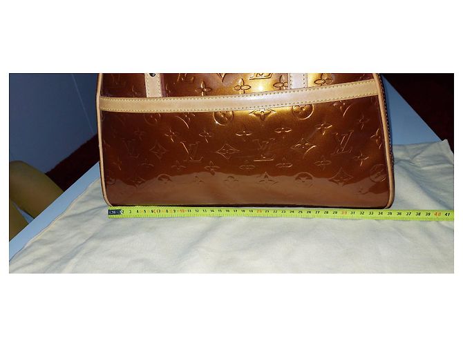 Borsa Louis Vuitton Monogramma Pelle Vernice Cognac Bronzo Rame - vista 10