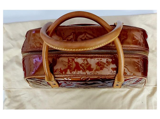 Borsa Louis Vuitton Monogramma Pelle Vernice Cognac Bronzo Rame - vista 3