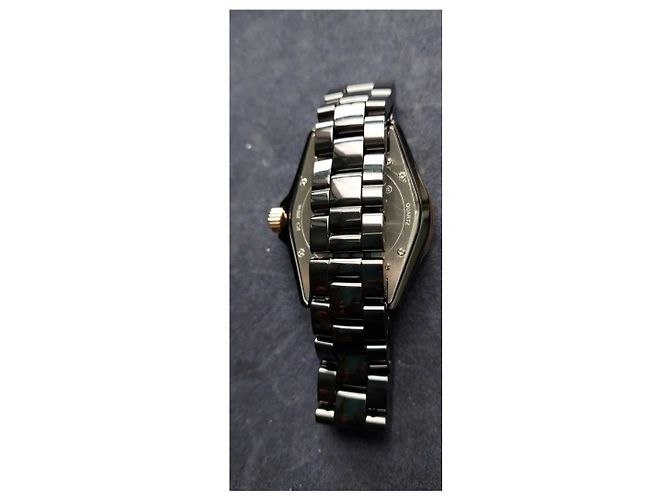 Chanel J12 Keramik Uhr Schwarz 38mm - Ansicht 8