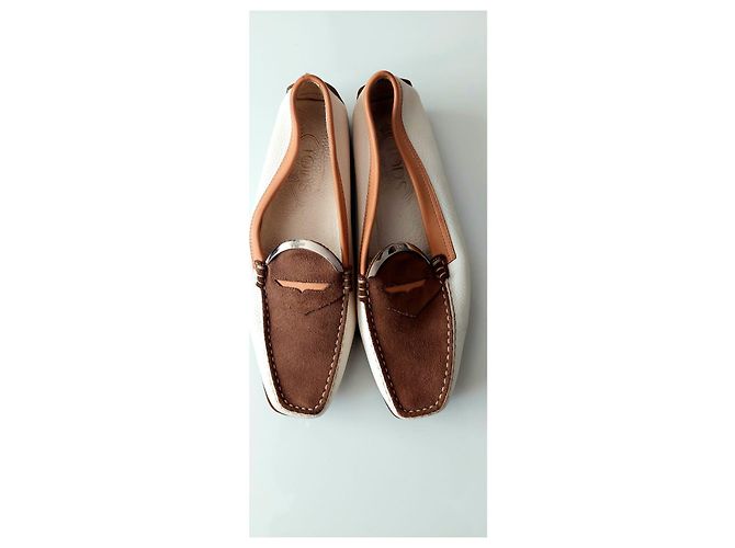 Mocassini Tod's in pelle Eggshell Bronze Caramel Rame Bianco sporco Bronzo Caramello - vista 5