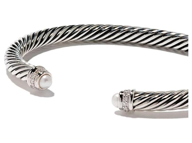 Bracciale rigido David Yurman Cable Classique in argento, perle e diamanti - vista 2